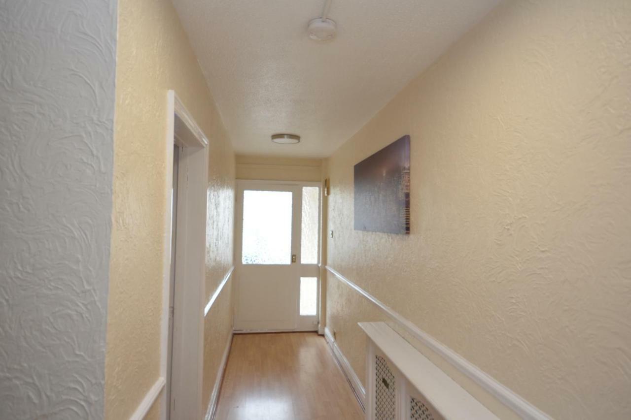 Four Bedroom Townhouse 12 Minutes Walk To Excel Exhibition Centre London Exterior photo